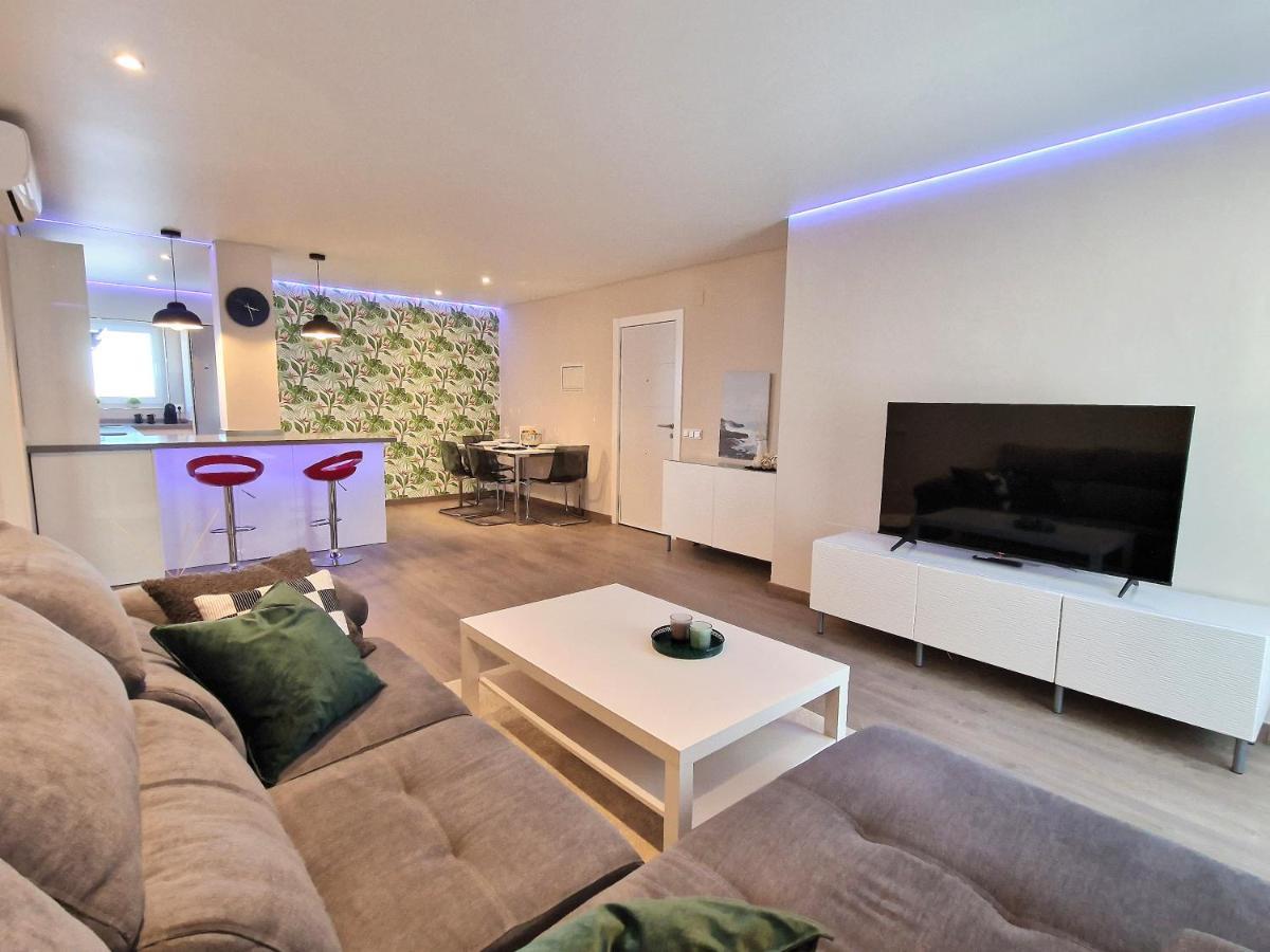 Emerald Apartment - Spacious Modern 2 Bedroom Benalmadena Exterior photo